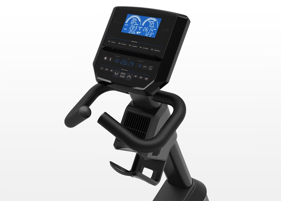 Horizon 5.0R console and built-in tablet holder – side view